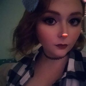 Meet your Posher, April